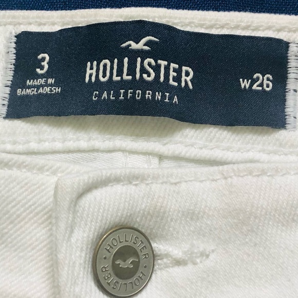 Hollister White Short - Picture 8 of 10